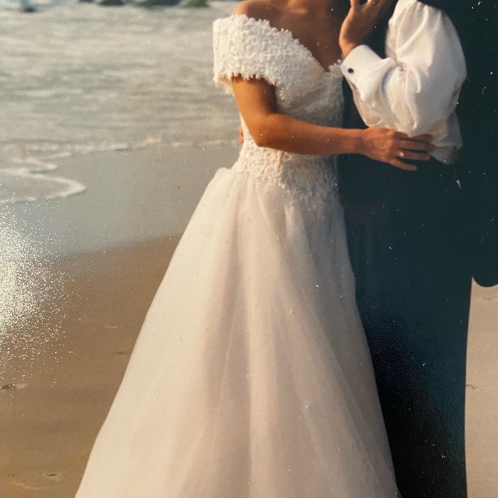 Vintage Beaded Off-Shoulder Ball Gown Wedding Dress